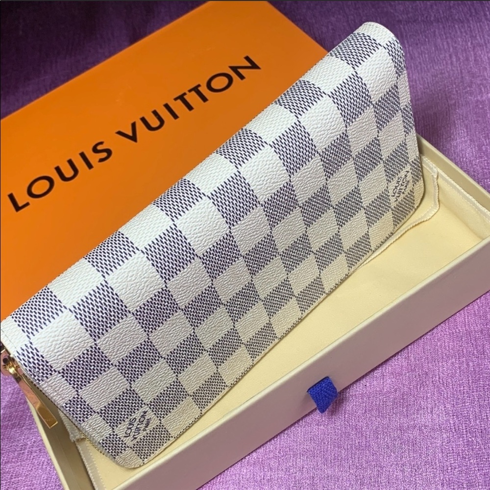 Azur Zippy Wallet
